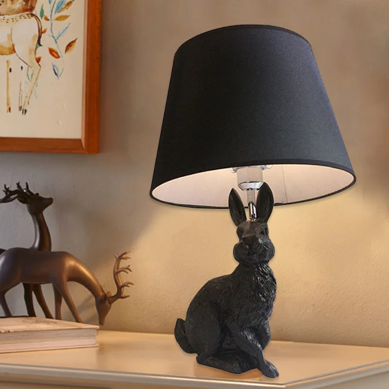 Επιτραπέζιο φωτιστικό μοντέρνο Creative Resin Rabbit