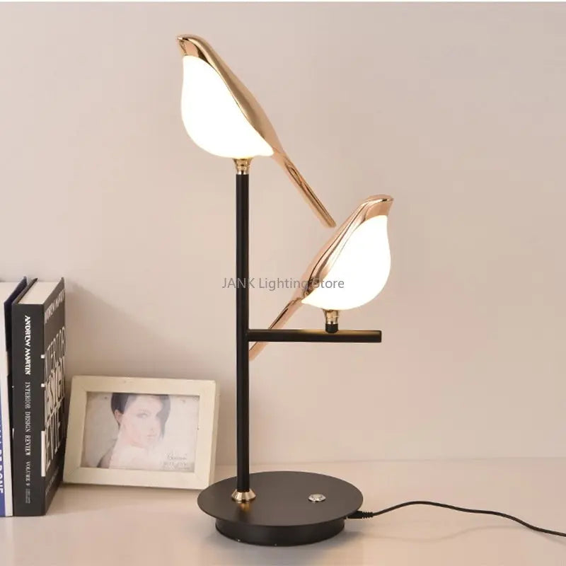 Creative Magpie Bird κρεμαστά φωτιστικά Απλό σαλόνι Εστιατόριο Φωτιστικό δαπέδου μελέτης Home Πολυέλαιος οροφής LED πολυτελείας