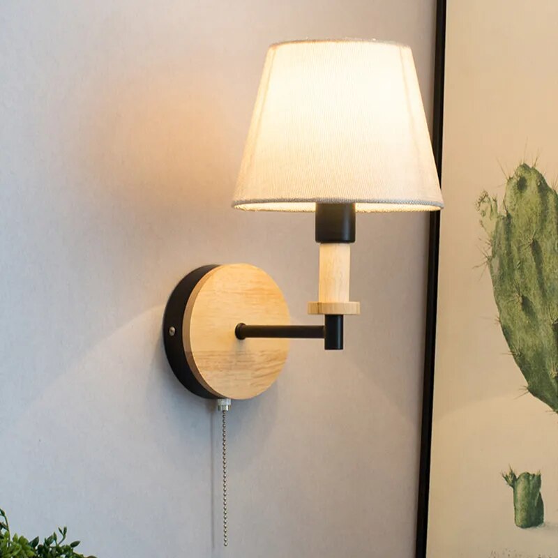 Φωτιστικό τοίχου Nordic LED από μασίφ ξύλο και ύφασμα αμπαζούρ