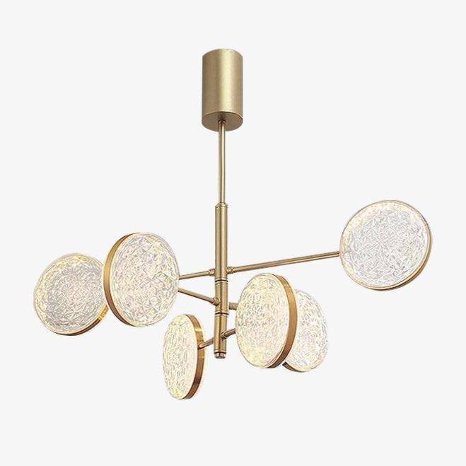 Πολυέλαιος σε χρυσό σχέδιο με κλαδιά πολυτελείας και φωτιστικά