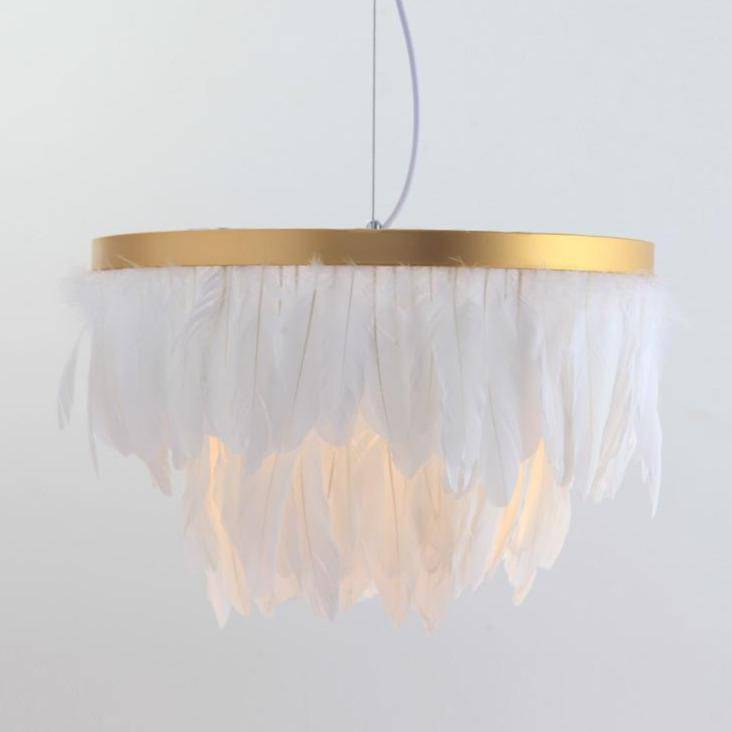 Οβάλ κρεμαστό φως LED Hangly με πολύχρωμα φτερά