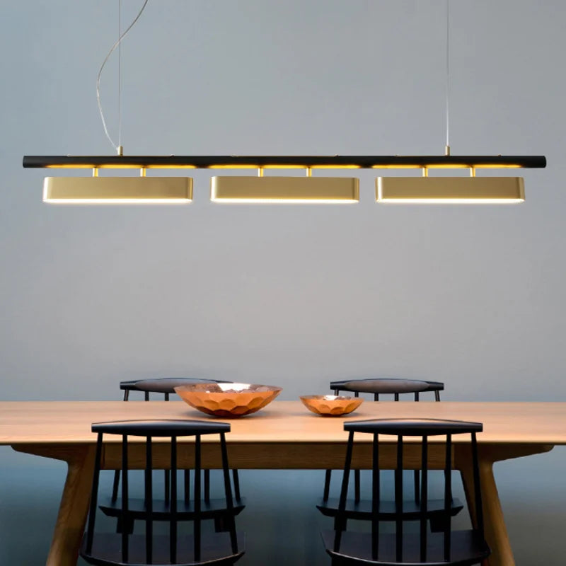 Μοντέρνος επεξεργασμένος σίδηρος LED Designer Chandelier Black