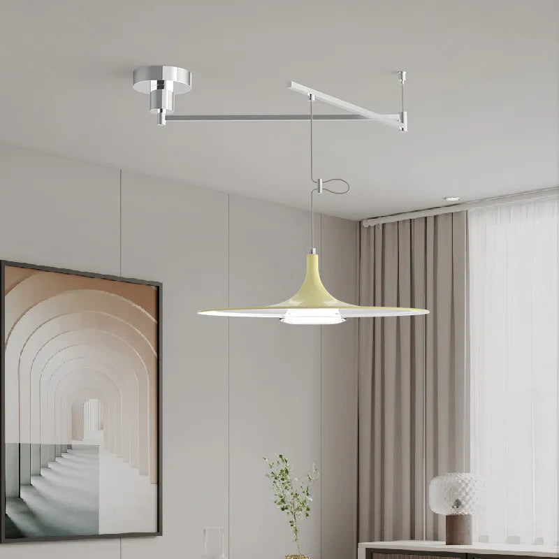 Μινιμαλιστικός πολυέλαιος Chrome House