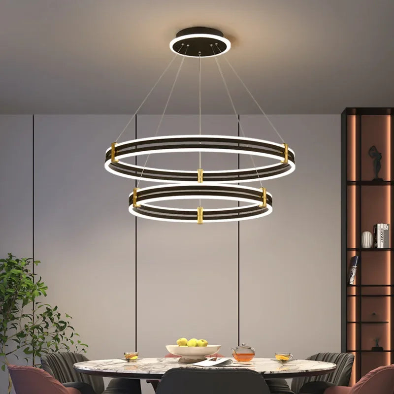 Πολυέλαιος πολυτελείας με ντιζάιν δαχτυλίδι πίσω