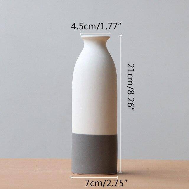 Κεραμικό βάζο ιαπωνικού στυλ σε λευκό και γκρι σχέδιο