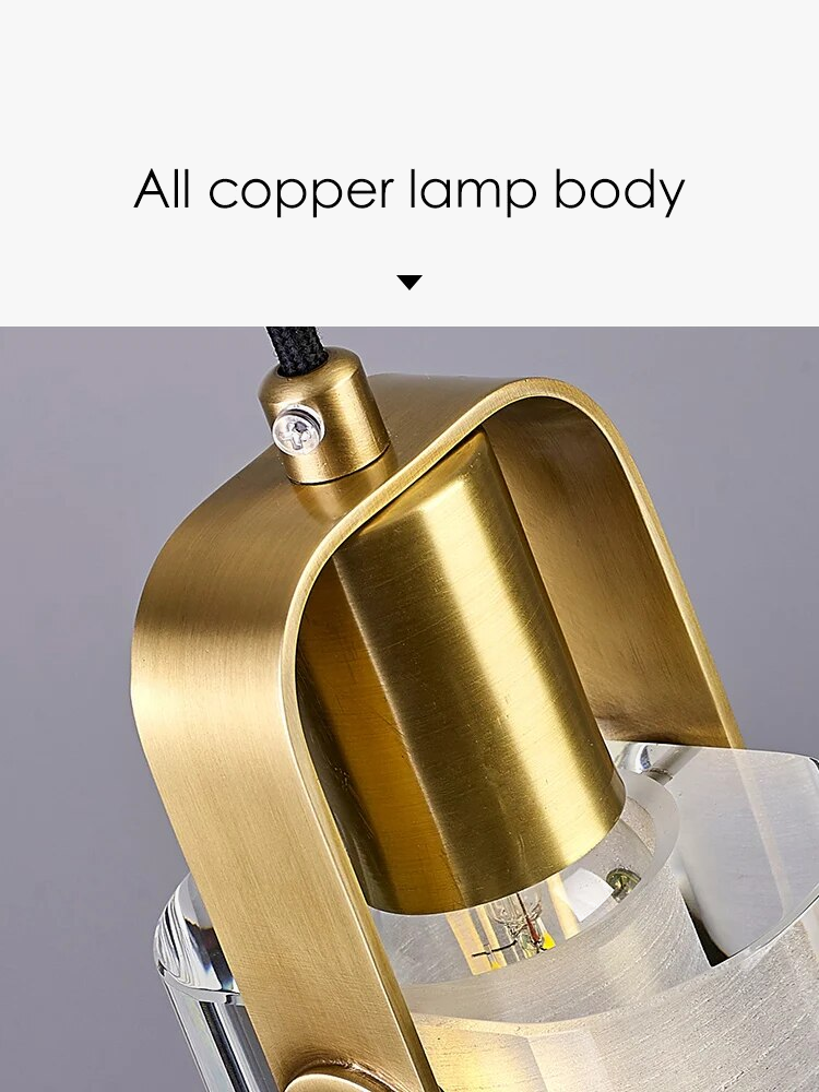 Χάλκινο κρεμαστό φωτιστικό με μοντέρνο και μινιμαλιστικό σχέδιο